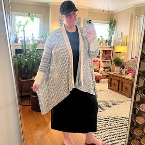 Anthropologie Tiny grey + cream open closure cardigan in grey + white in L